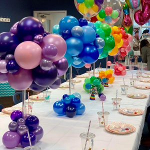 balloon table decoration