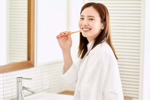 Dental Care Practices: A Comparison Between the US and India – American Woman Stunned by Dental Hygiene Habits