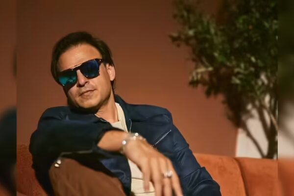Vivek Oberoi Reflects on Diwali Nostalgia: Childhood Memories of Sneaking Sweets Before the Guests Came – Exclusive | Hindi Movie News
