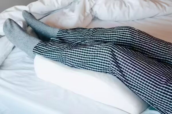The “10-Minute Leg Raising” Trend: Scientifically Proven Advantages for Improved Circulation and Beyond