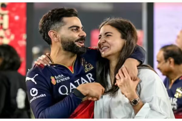 “Supporters Stand by Anushka Sharma Amid Criticism Over Virat Kohli’s ODI Failures: Men’s Egos Seek a Female Scapegoat” | Hindi Movie News