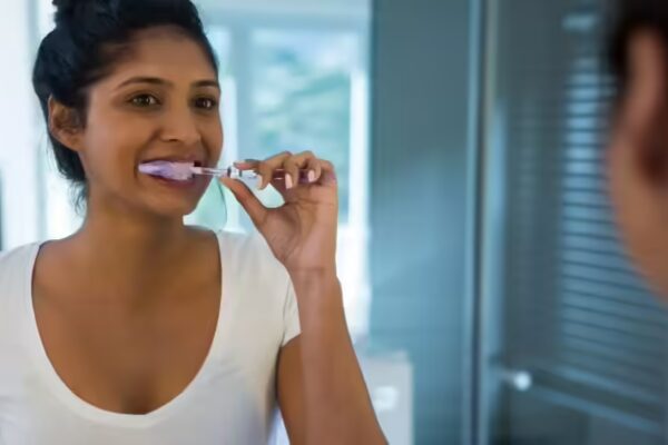 Doctor’s alarming heart failure alert: “Neglecting to brush your teeth at night may lead to…”