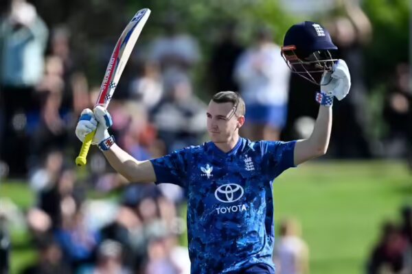 1st ODI: Harry Brook Hits 11 Sixes, Scores 135 Runs to Lead England Against New Zealand | Cricket Update